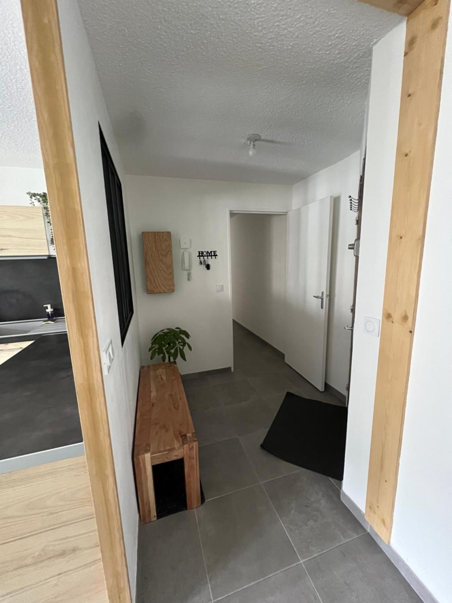 Spacieux Et Confortable - Centre Ville De Briancon - Serre-Chevalier - Garage Et Wifi Bagian luar foto